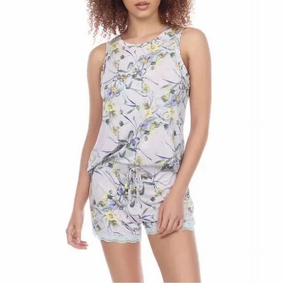 Honeydew Two-Piece Zion Floral Pajama Set Size Large Lavender - Picture 2 of 8